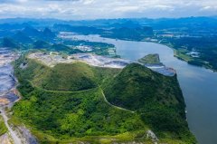 青山就是金山银山